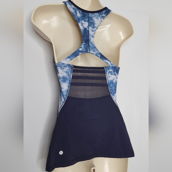 🔥Lululemon Athletica Navy Top Size 2 - Picture 3 of 9
